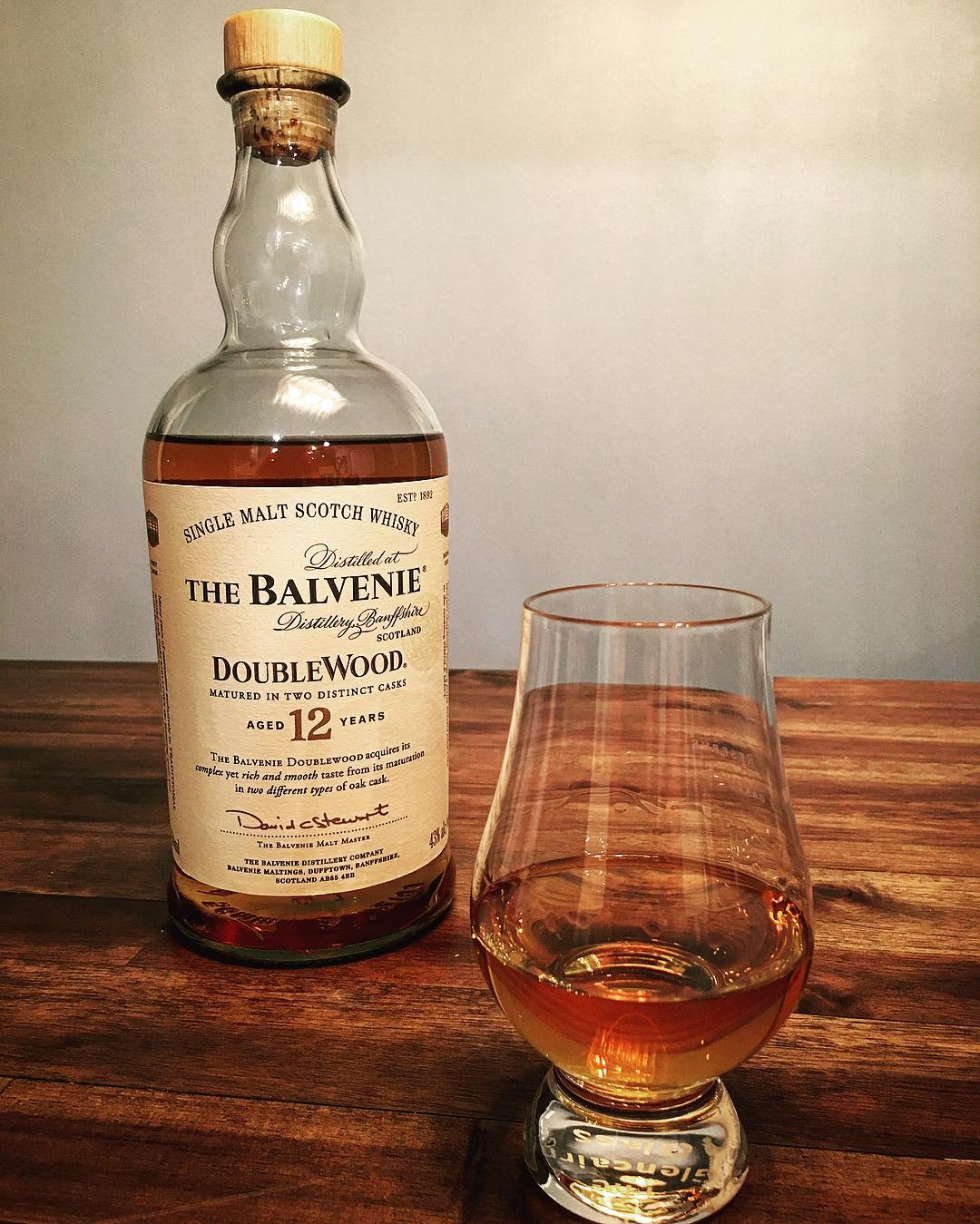 #worldwhiskyday has come and gone. At the encouragement from @scotch_trooper (unbeknownst to him), I went out and got #balvenie Double Wood. Aged 12 years first in #bourbon barrels and then #sherry barrels, this was a wonderful, easy drinking #scotch. A true treat to enjoy on World Whiskey Day! Thanks to @hopsandbarleysav for sharing a dram! #dram #whiskey #bowtiebarbecueco #scotch #balvenie12 #doublewood #bourbonbarrel #sherrybarrel #whiskeybar #inthegarage #visitsavannah #whattodoinsavannah #singlemaltscotch #sınglemaltwhiskey #distillerybanffshire @balvenieus