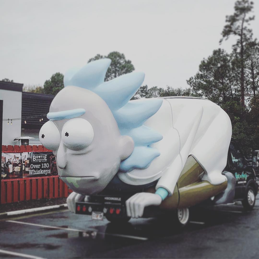 Looks who’s here @neighborhoodcomics