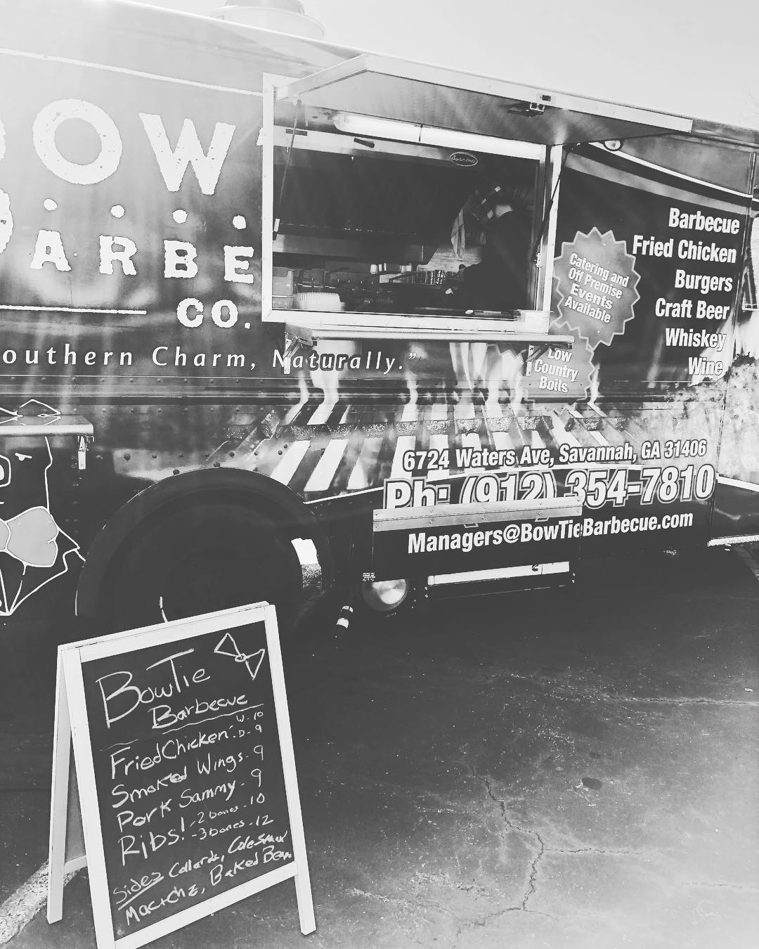 We’ve got smoked Spareribs on Beauregard’s Chariot today! Grab em…